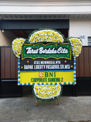 Papan Bunga Duka di Padang Tiji