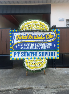 Papan Bunga Duka di Padang Tiji
