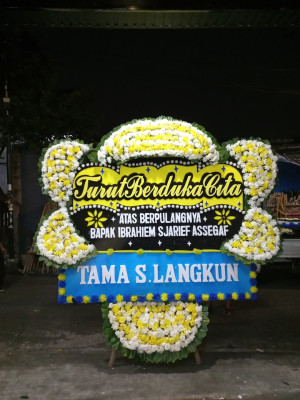 Papan Bunga Duka di Padang Tiji