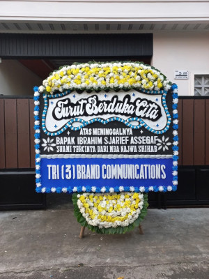 Papan Bunga Duka di Padang Tiji